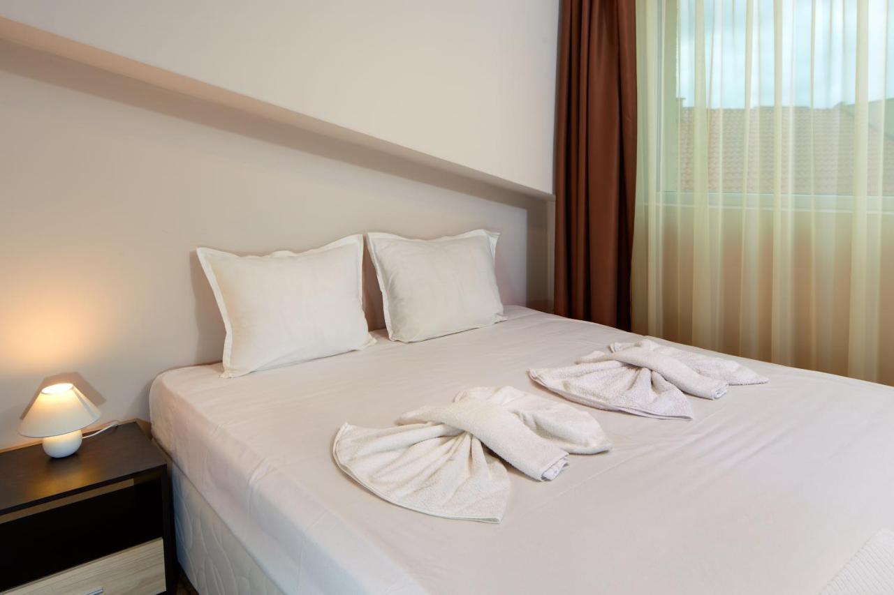 Feniks Apartments Несебър Екстериор снимка