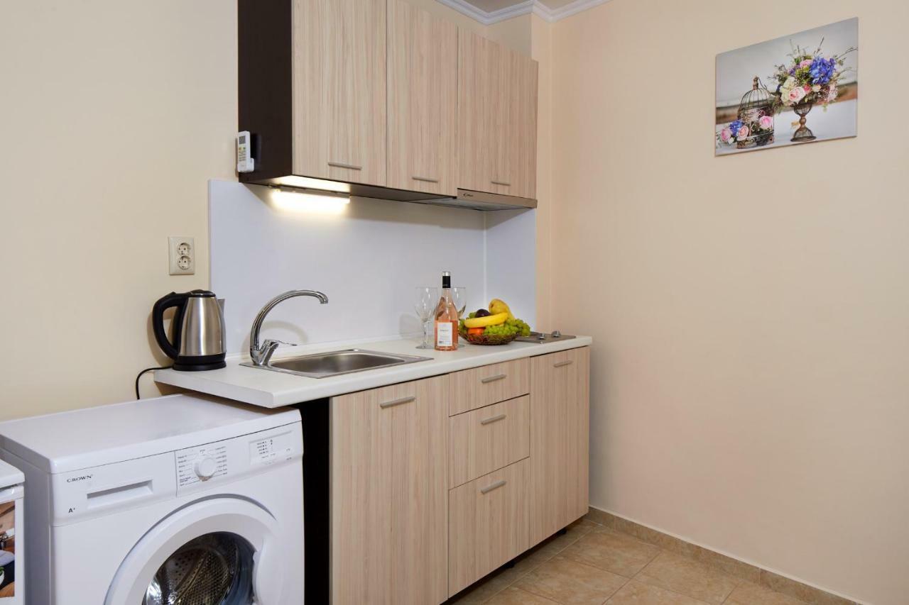 Feniks Apartments Несебър Екстериор снимка