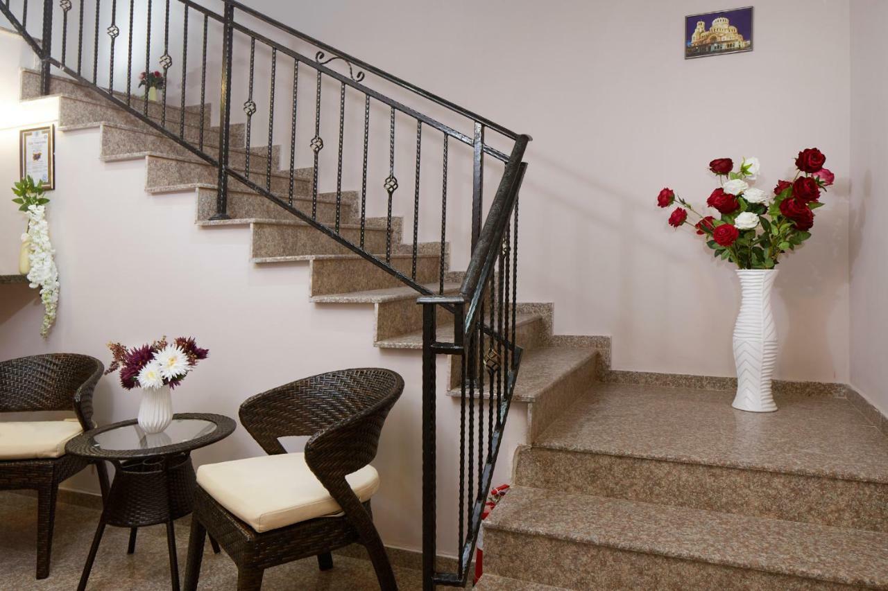 Feniks Apartments Несебър Екстериор снимка